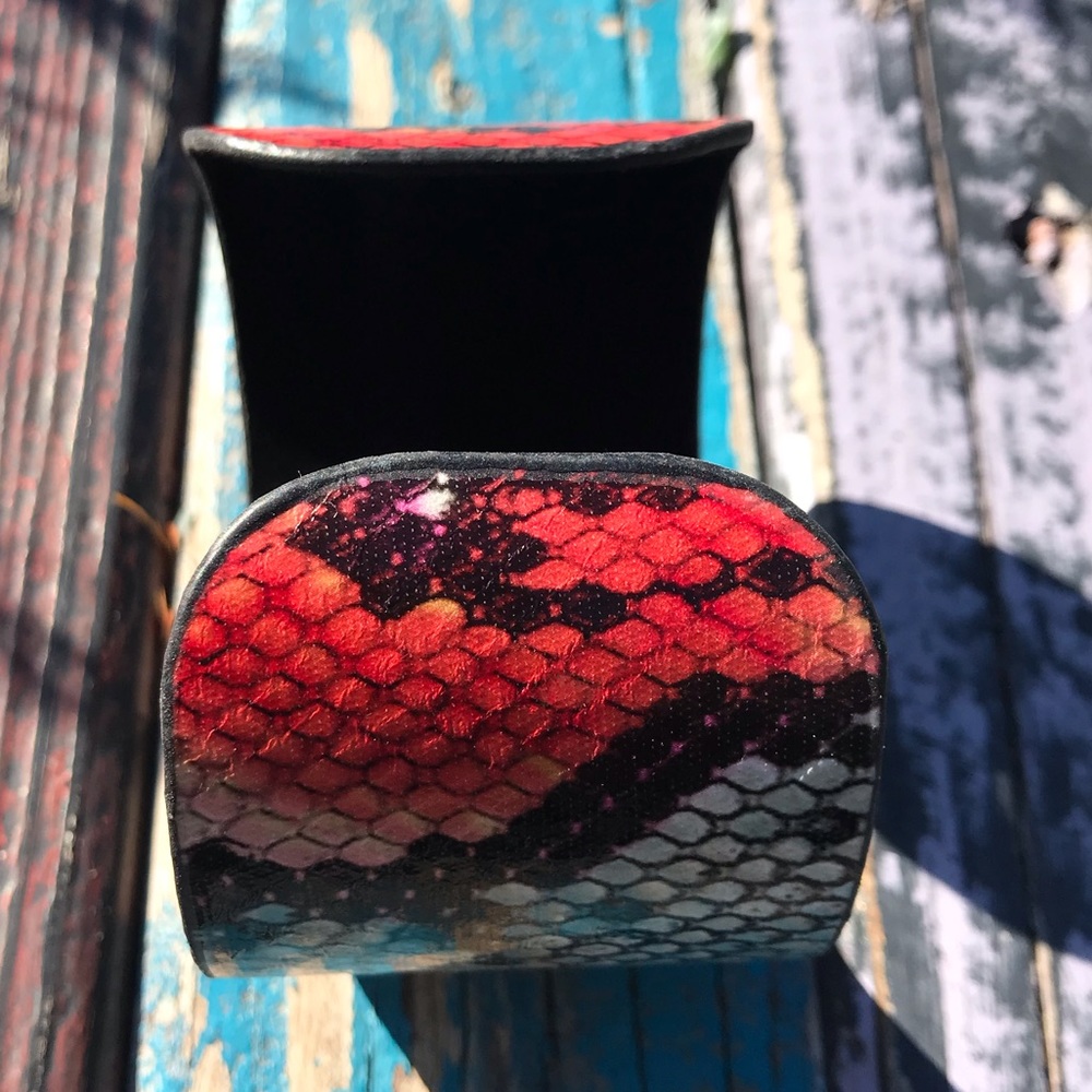Cuff - Snakeskin Pattern Cuff Bangle Bracelet - Picture 3 of 8
